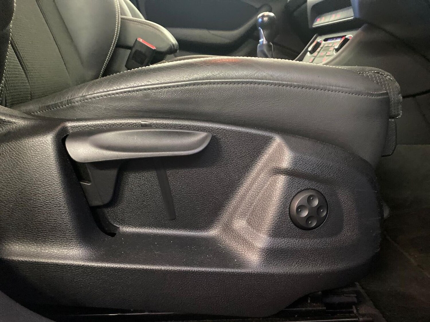 Used Audi Q3 2018 for sale - 76577307: Photo 30