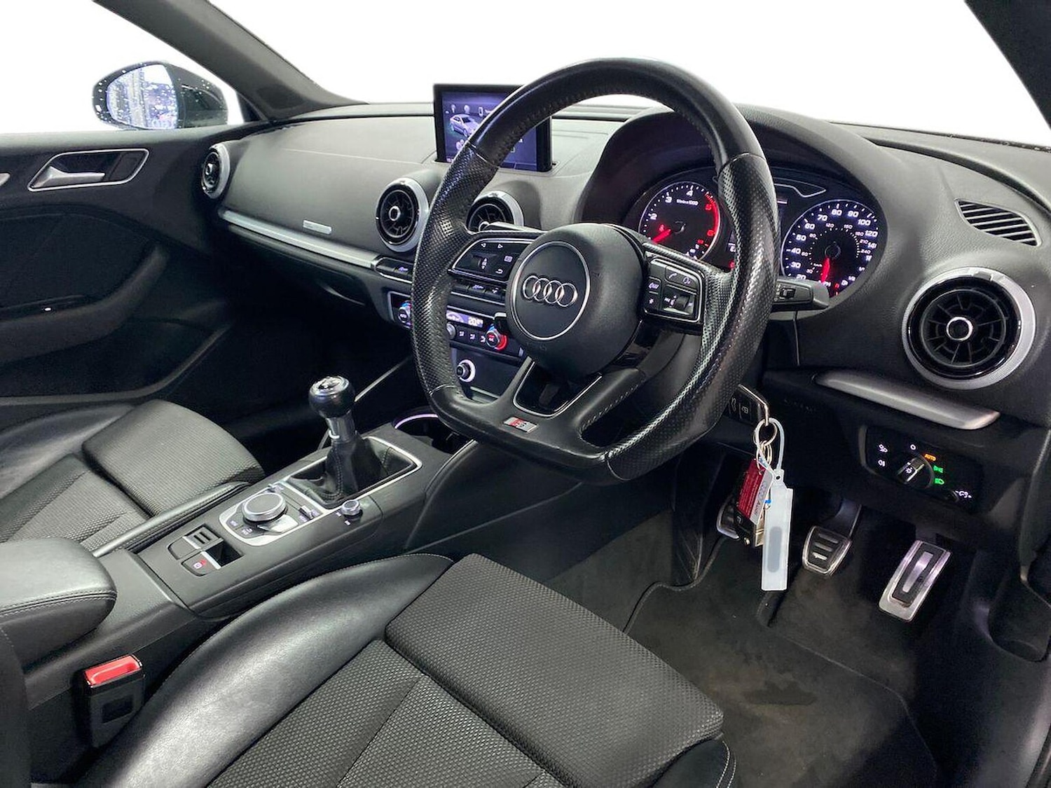 Used Audi A3 2017 for sale - 76257781: Photo 15