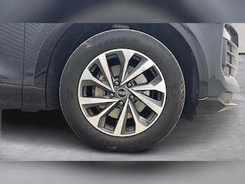 Used Audi Q6 e-tron 2024 for sale - 79696763: Photo