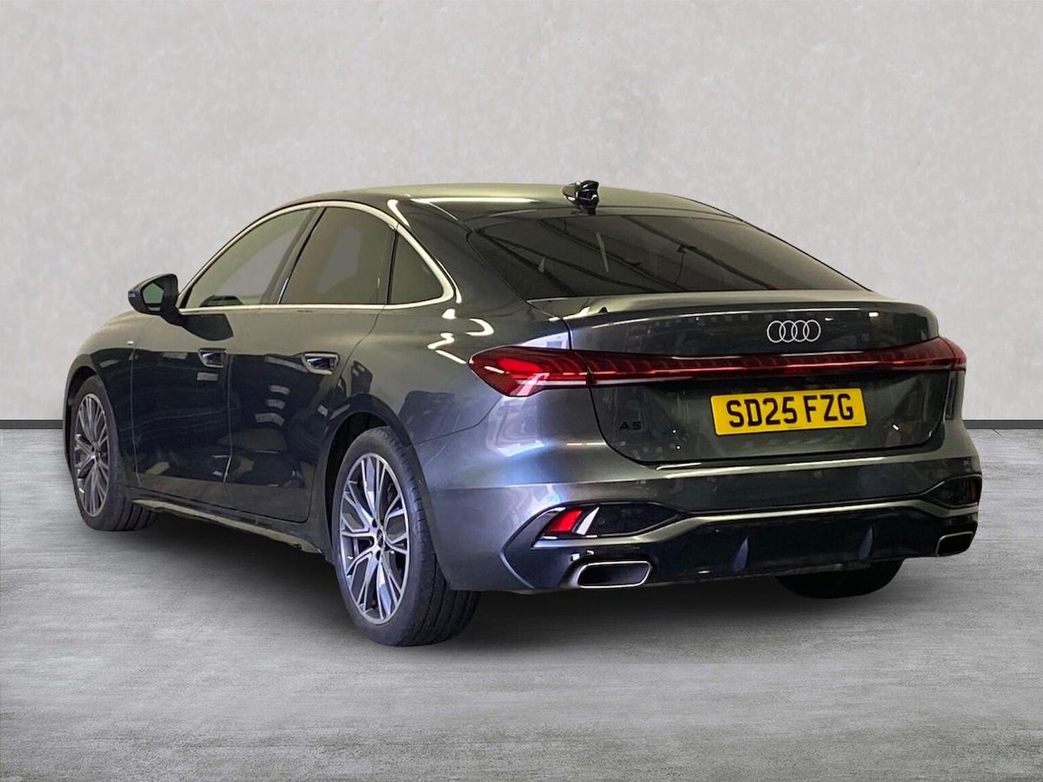Used Audi A5 2025 for sale - 76532460: Photo 2