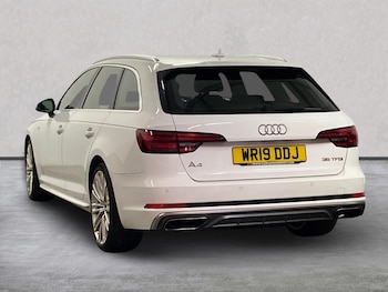 Used Audi A4 2019 for sale - 76257774: Photo 2