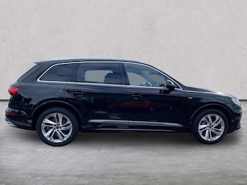 Used Audi Q7 2024 for sale - 79393015: Photo