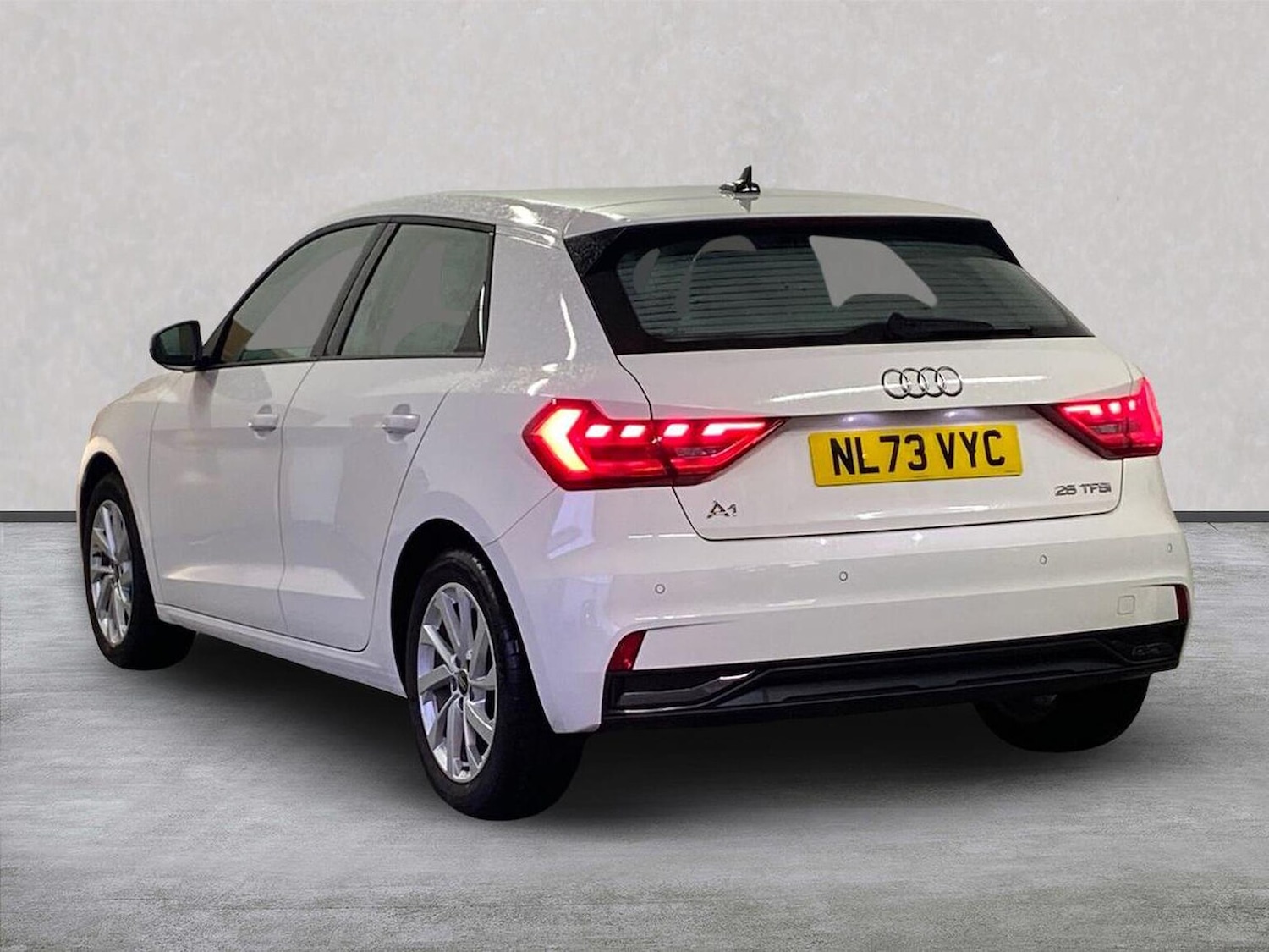 Used Audi A1 2023 for sale - 77946099: Photo 2
