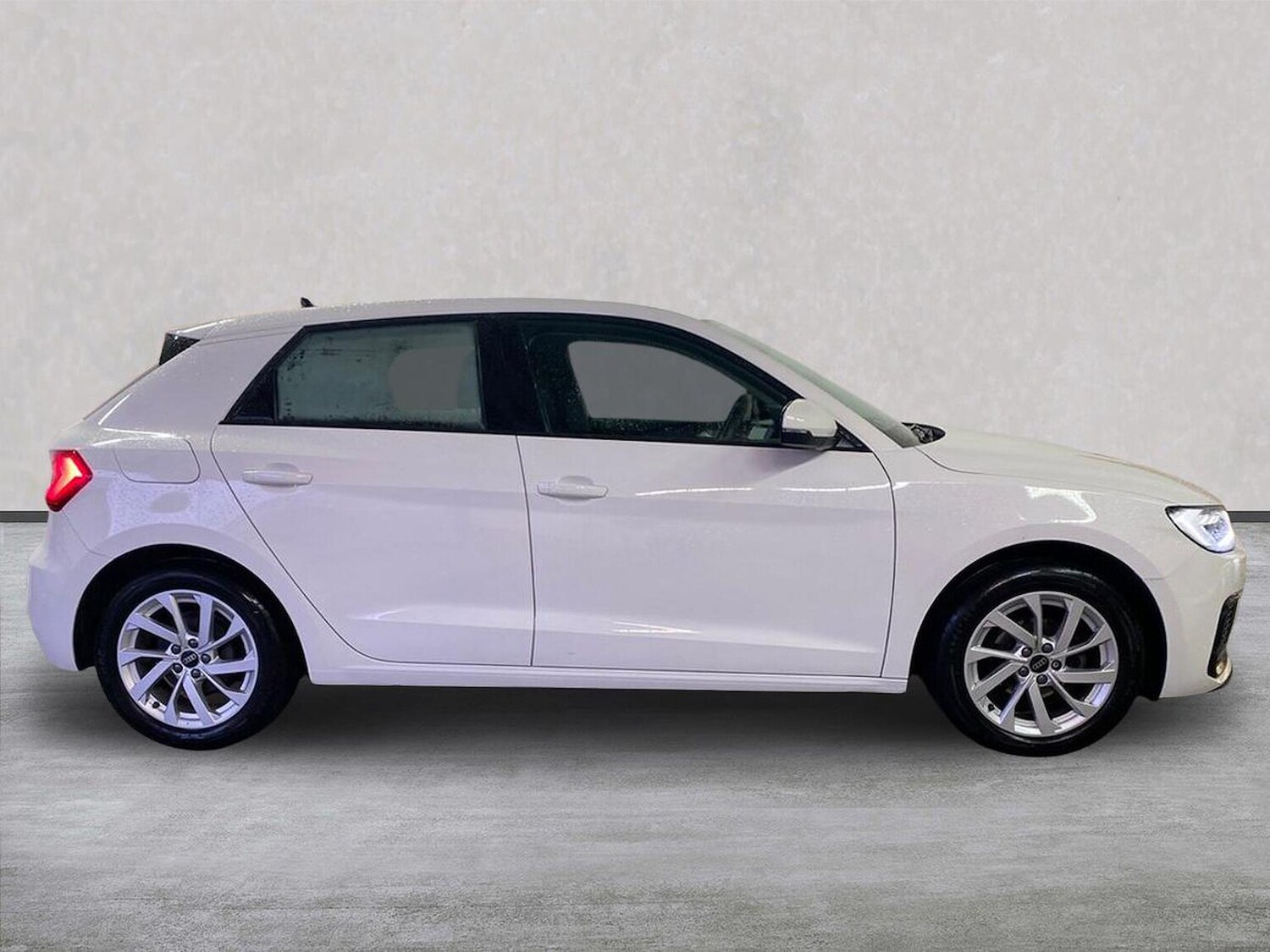 Used Audi A1 2023 for sale - 77946099: Photo 3