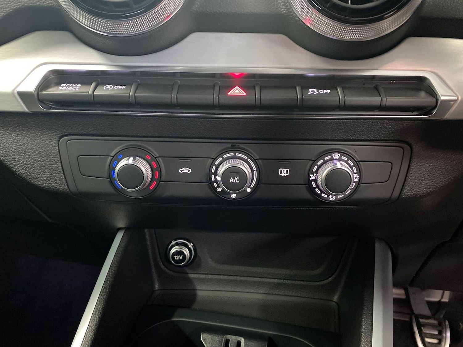 Used Audi Q2 2025 for sale - 76450556: Photo 12