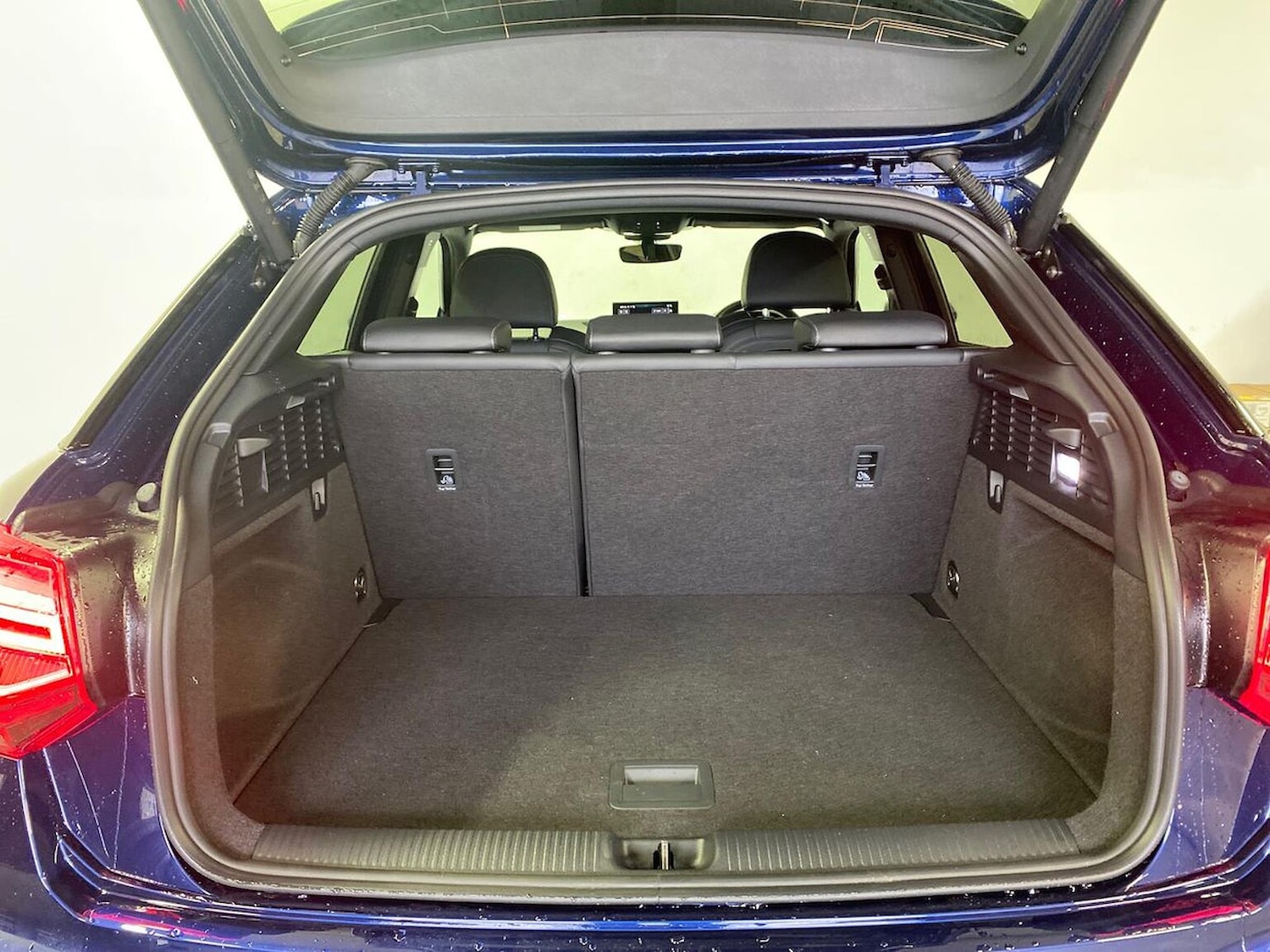 Used Audi Q2 2025 for sale - 76450556: Photo 17