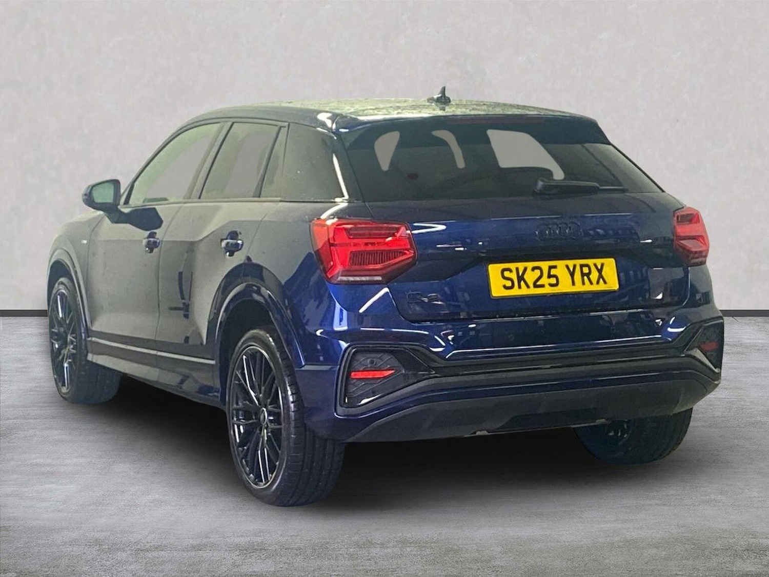 Used Audi Q2 2025 for sale - 76450556: Photo 2