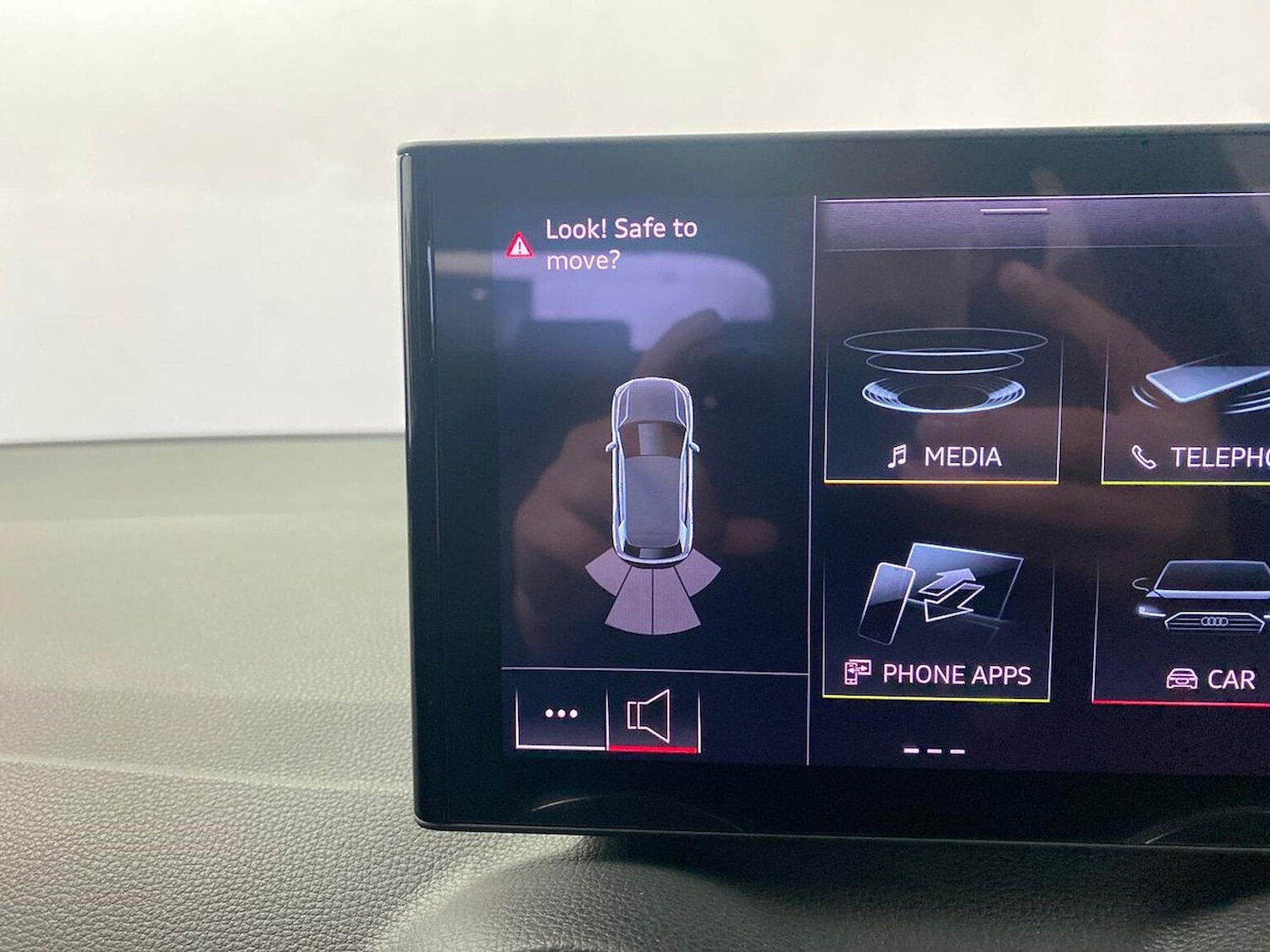 Used Audi Q2 2025 for sale - 76450556: Photo 23