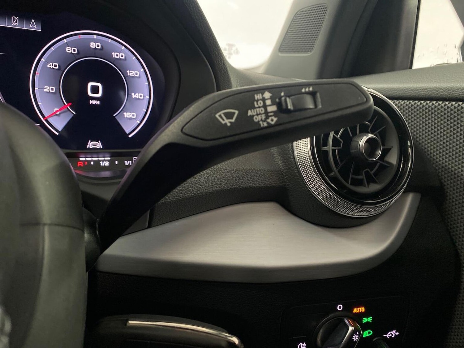 Used Audi Q2 2025 for sale - 76450556: Photo 28