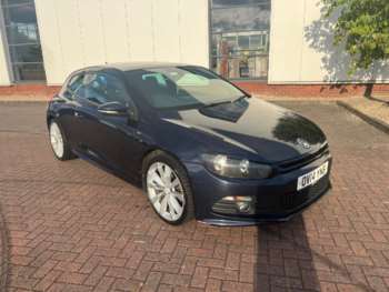 2014 (14) - 2.0 TDi BlueMotion Tech R-Line 3dr