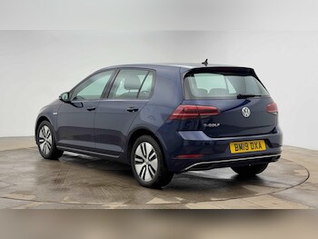Used Volkswagen Golf 2019 for sale - 77320967: Photo