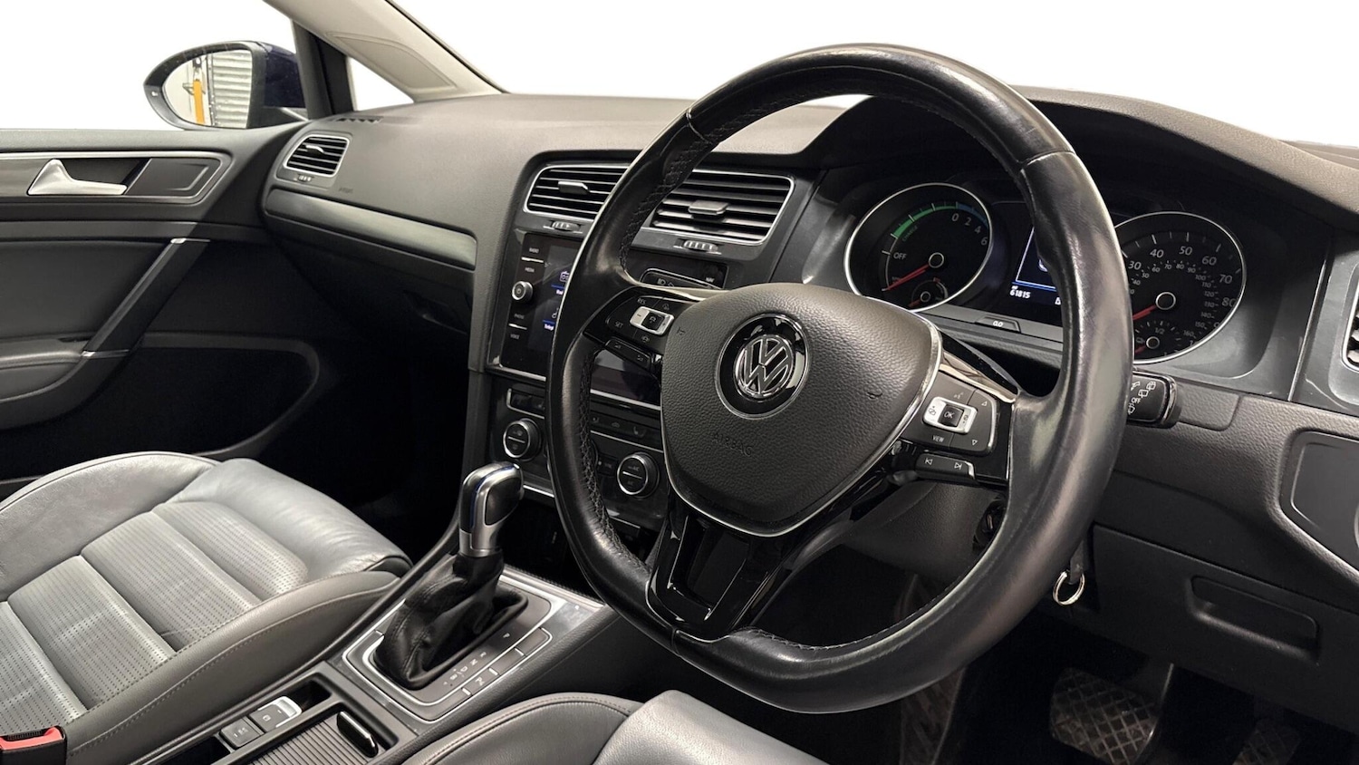 Used Volkswagen Golf for sale - 77320967: Photo 5