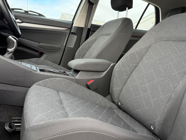Used Volkswagen Golf 2022 for sale - 76108746: Photo 2