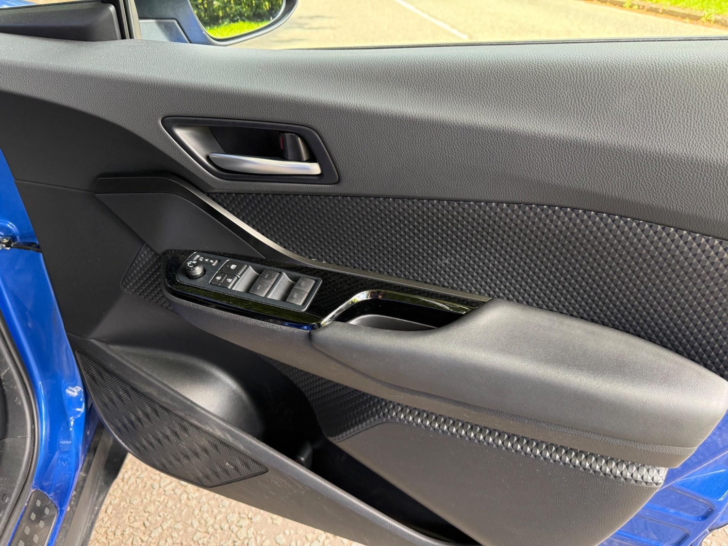 Used Toyota C-HR 2022 for sale - 77016957: Photo 41