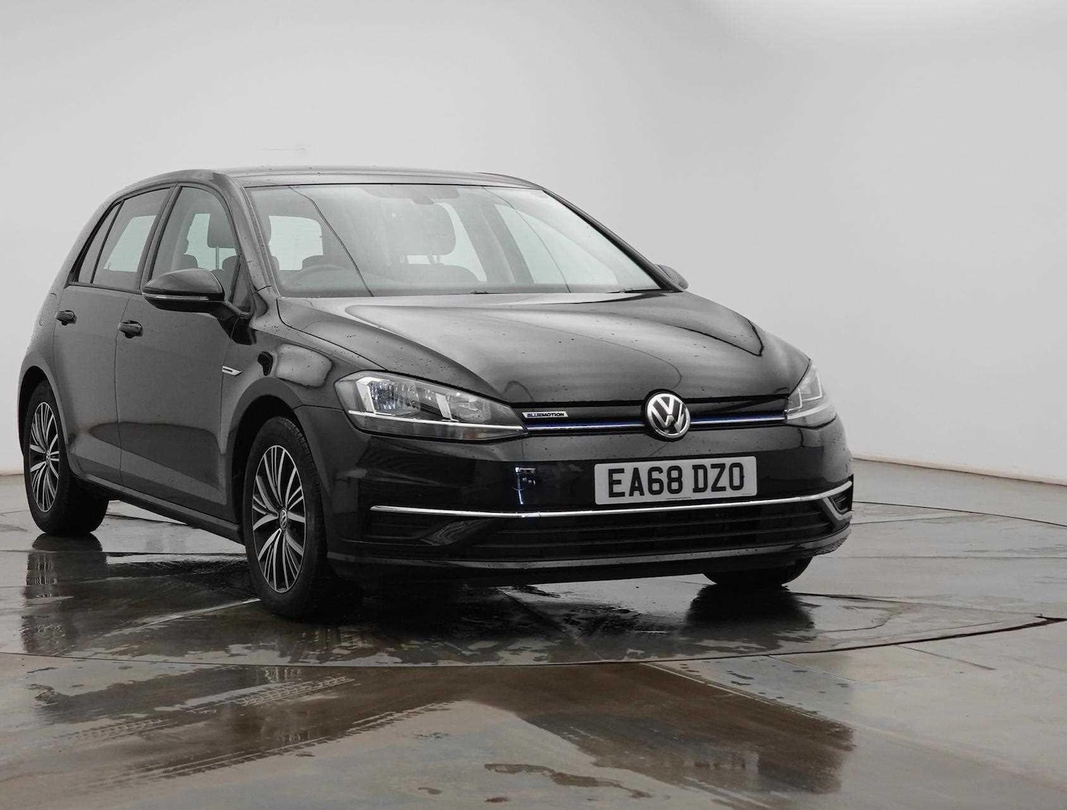 Used Volkswagen Golf for sale - 76727240: Photo 1