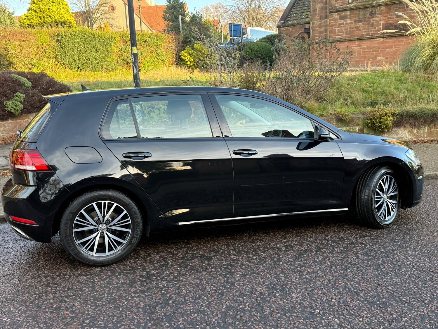 Used Volkswagen Golf 2018 for sale - 76727240: Photo 24
