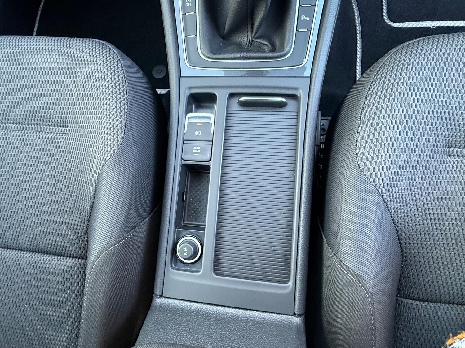 Used Volkswagen Golf 2018 for sale - 76727240: Photo 31