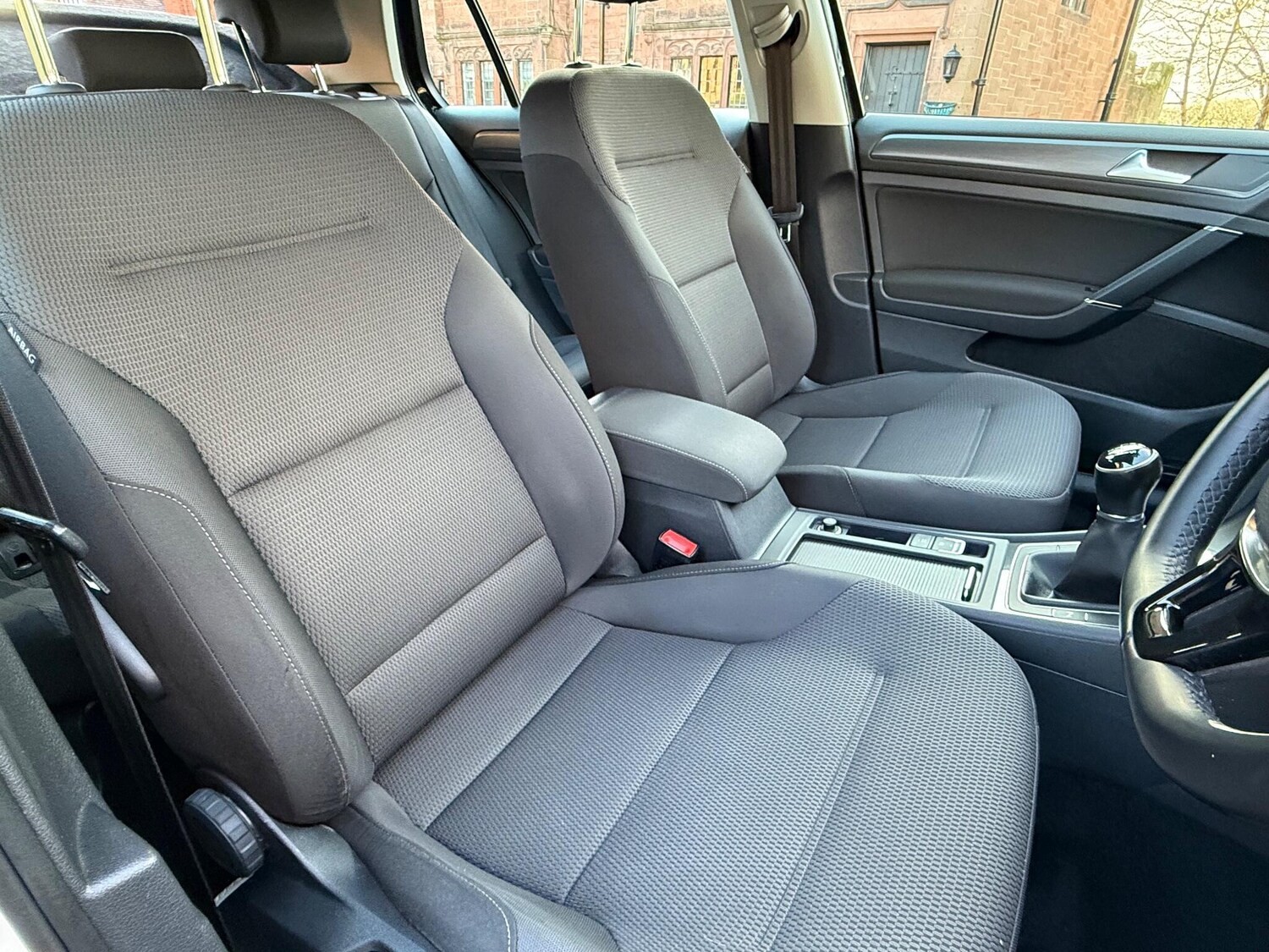 Used Volkswagen Golf 2018 for sale - 76727240: Photo 33