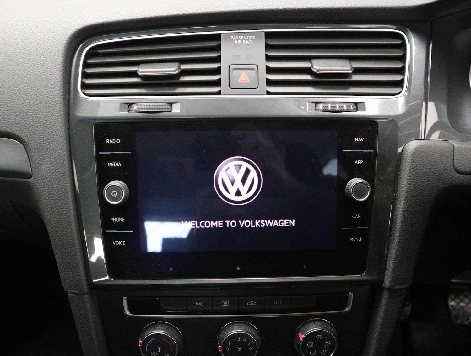 Used Volkswagen Golf for sale - 76727240: Photo 8