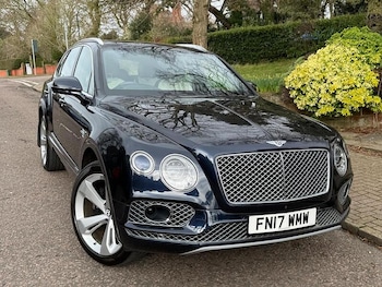 Used Bentley Bentayga 2017 for sale - 78713880: Photo