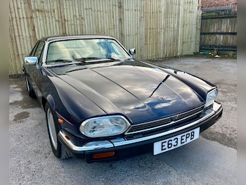 Used Jaguar XKR-S 1987 for sale - 76042942: Photo