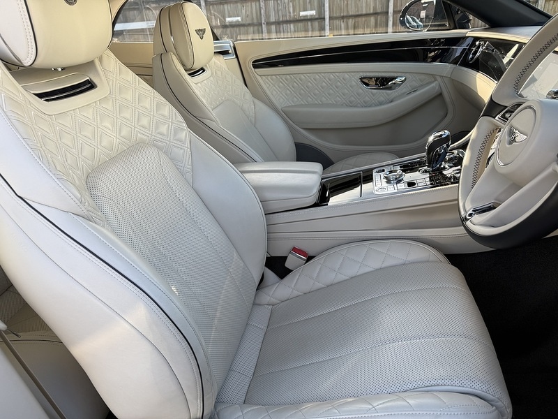 Used Bentley Continental 2020 for sale - 77392582: Photo 2