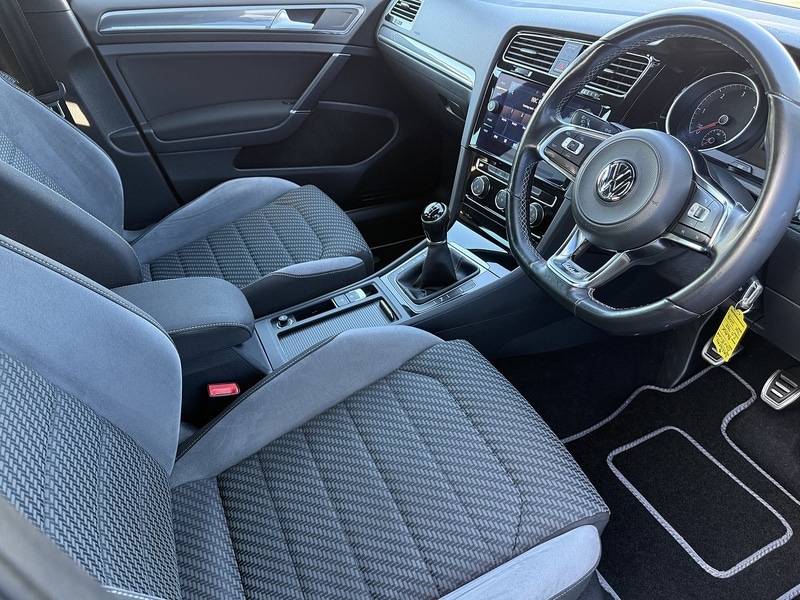 Used Volkswagen Golf 2018 for sale - 77543618: Photo 47