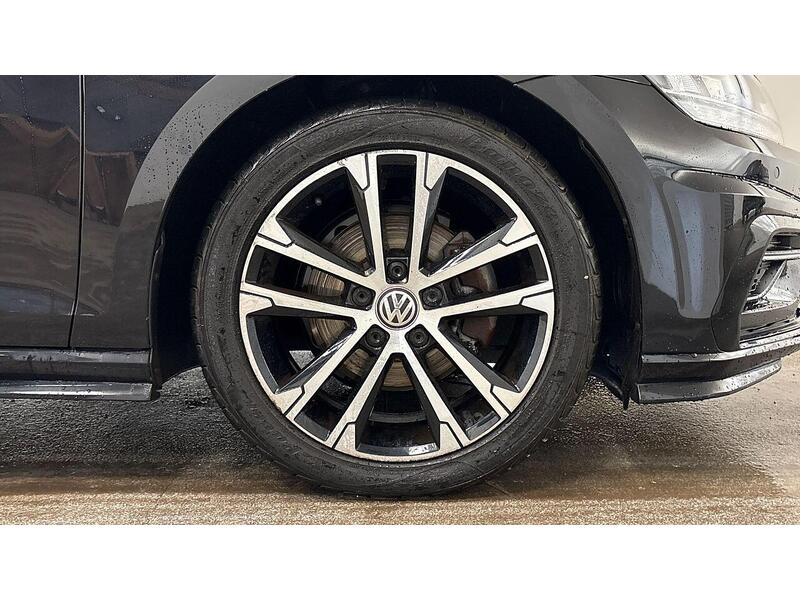 Used Volkswagen Golf 2018 for sale - 77543618: Photo 7