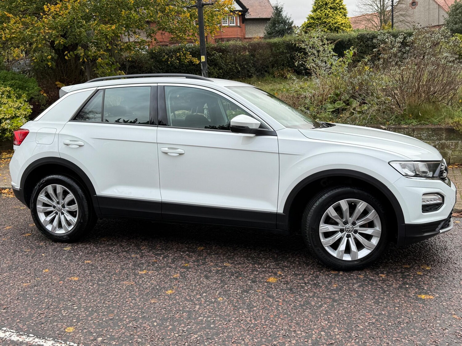 Used Volkswagen T-Roc 2020 for sale - 76527851: Photo 24