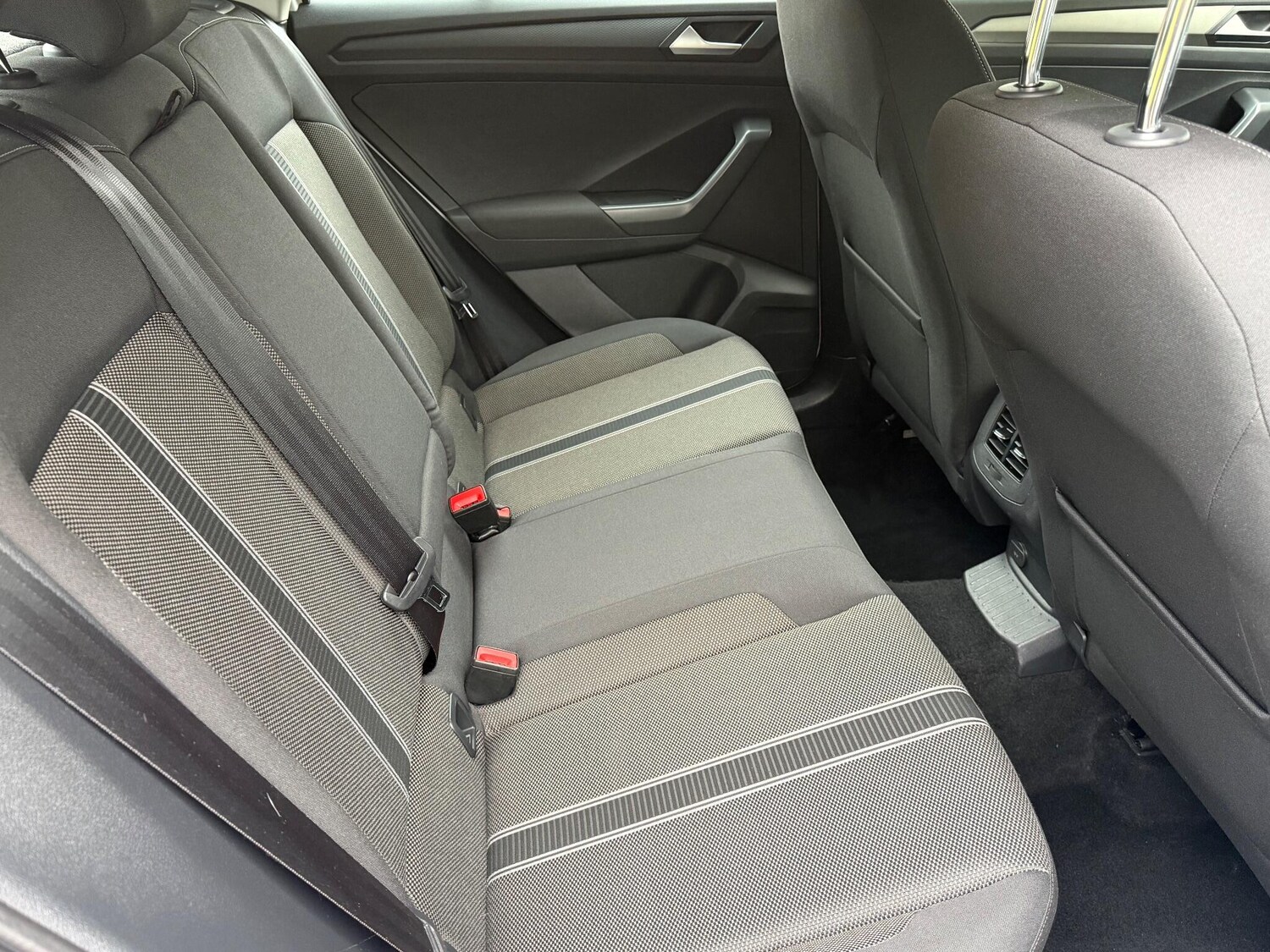 Used Volkswagen T-Roc 2020 for sale - 76527851: Photo 38