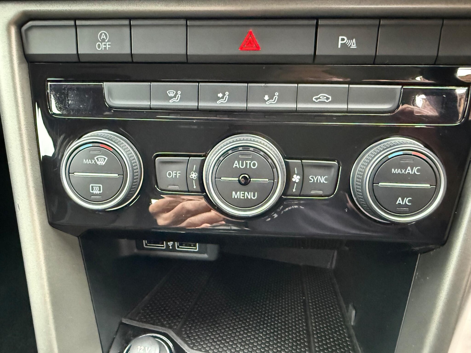 Used Volkswagen T-Roc 2020 for sale - 76527851: Photo 39