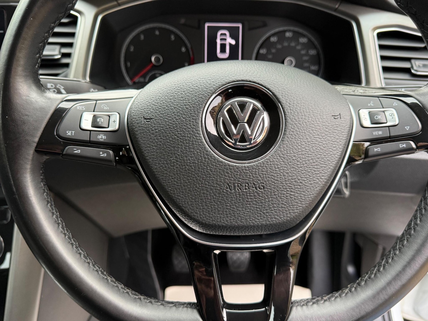 Used Volkswagen T-Roc 2020 for sale - 76527851: Photo 45