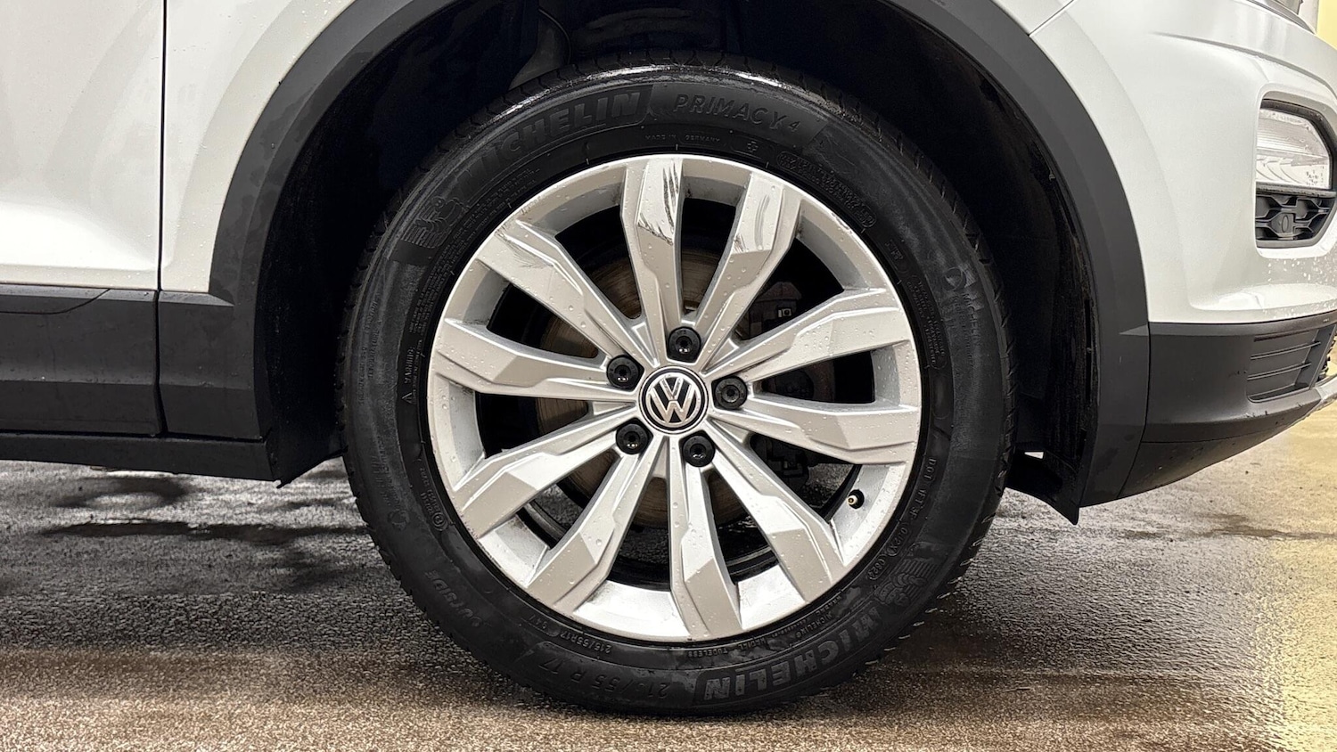 Used Volkswagen T-Roc 2020 for sale - 76527851: Photo 6