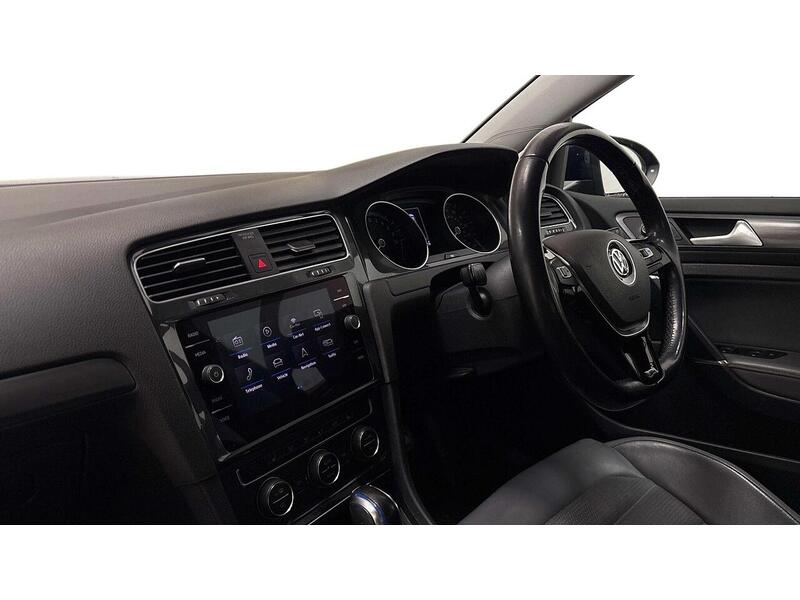 Used Volkswagen Golf 2019 for sale - 77350187: Photo 8