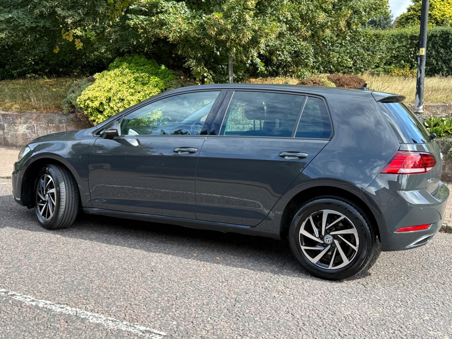Used Volkswagen Golf 2020 for sale - 75747423: Photo 21