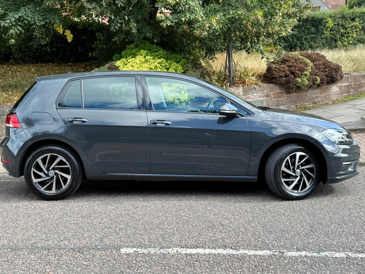Used Volkswagen Golf 2020 for sale - 75747423: Photo 32