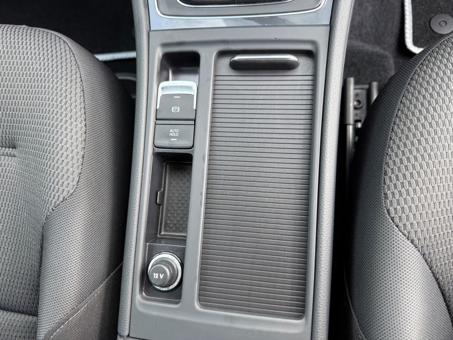 Used Volkswagen Golf 2020 for sale - 75747423: Photo 43