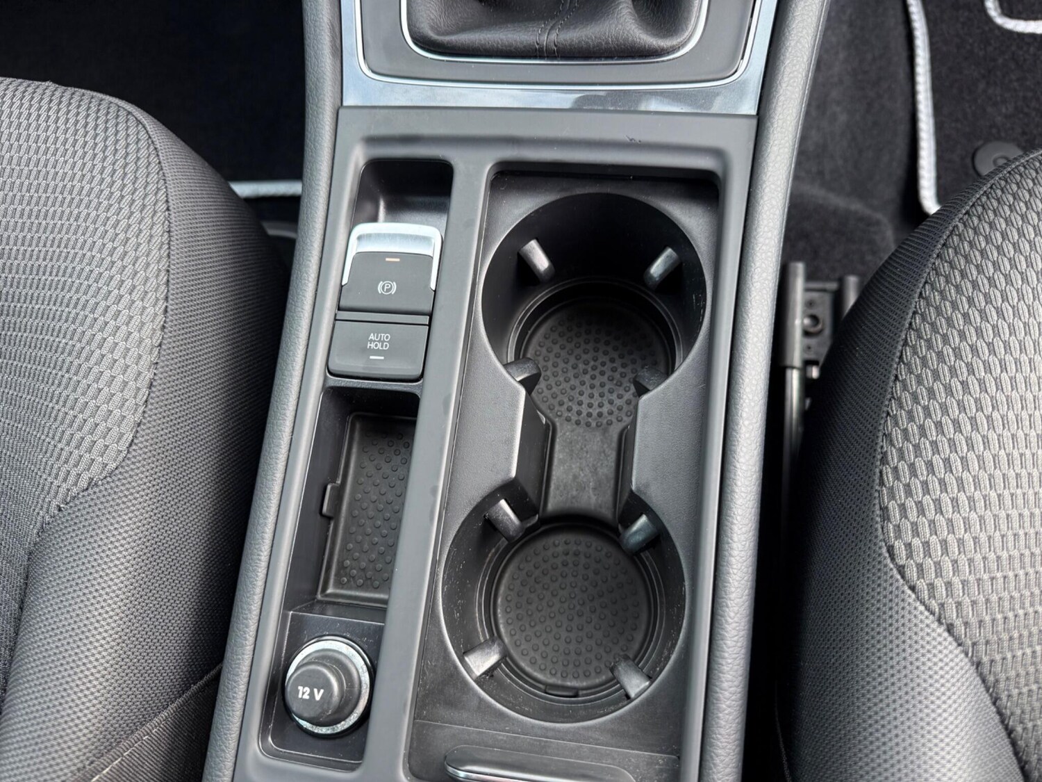 Used Volkswagen Golf 2020 for sale - 75747423: Photo 44