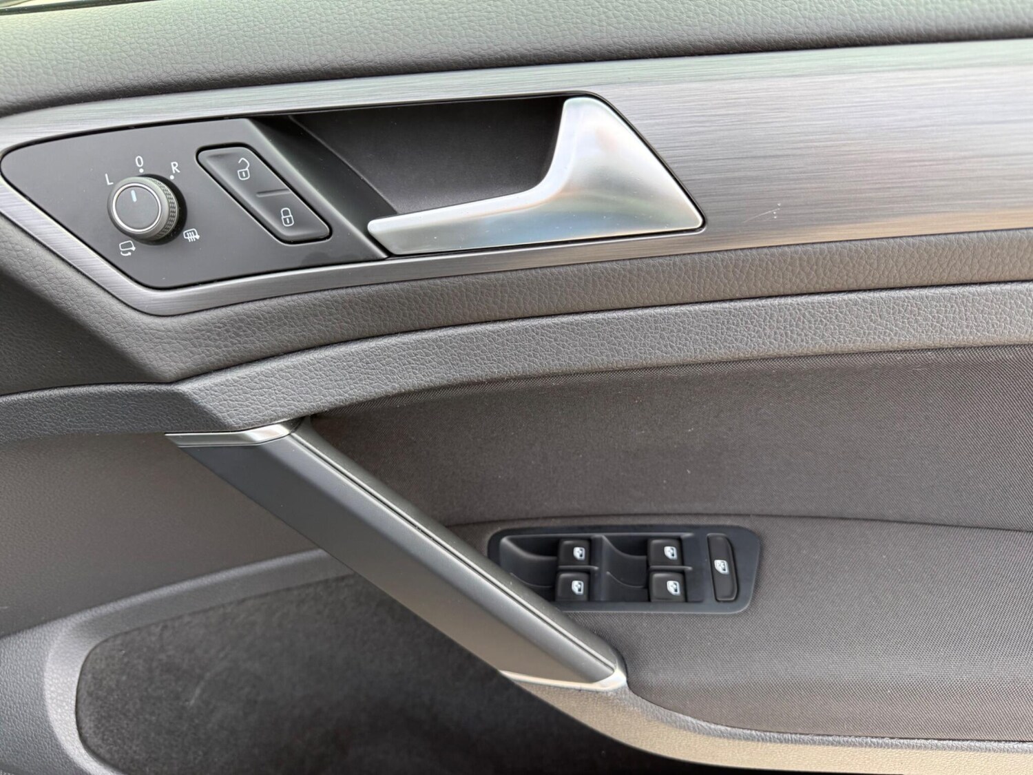 Used Volkswagen Golf 2020 for sale - 75747423: Photo 54