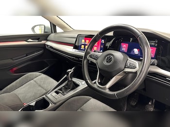 Used Volkswagen Golf 2022 for sale - 77084381: Photo