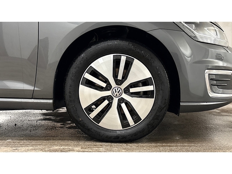 Used Volkswagen Golf 2019 for sale - 77963612: Photo 5