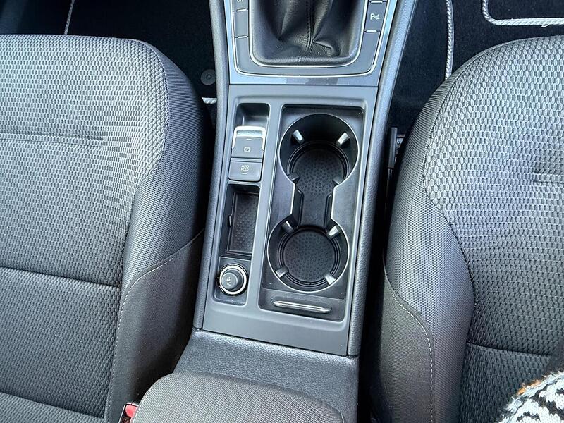 Used Volkswagen Golf 2018 for sale - 77350189: Photo 30