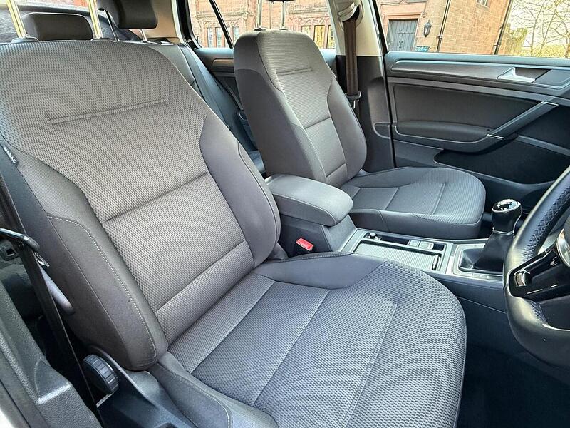 Used Volkswagen Golf 2018 for sale - 77350189: Photo 33