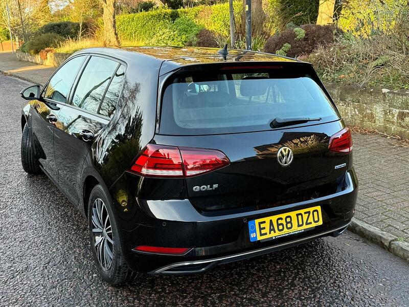 Used Volkswagen Golf 2018 for sale - 77350189: Photo 6