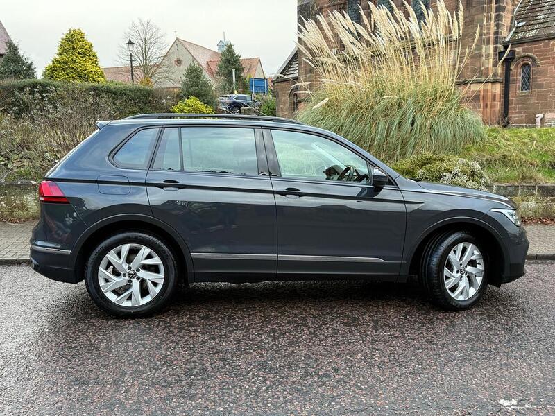 Used Volkswagen Tiguan 2022 for sale - 77350199: Photo 32