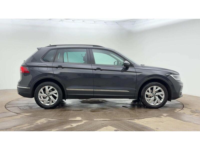 Used Volkswagen Tiguan 2022 for sale - 77350199: Photo 4