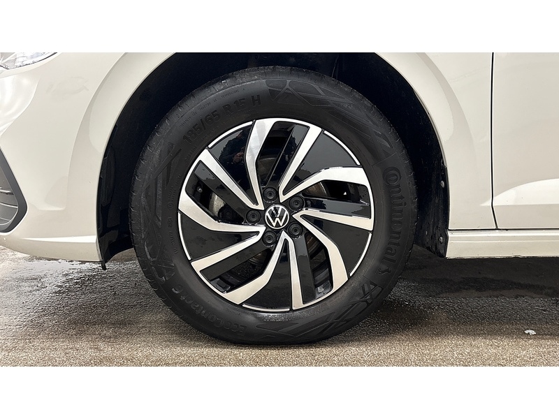 Used Volkswagen Polo 2023 for sale - 78129535: Photo 9