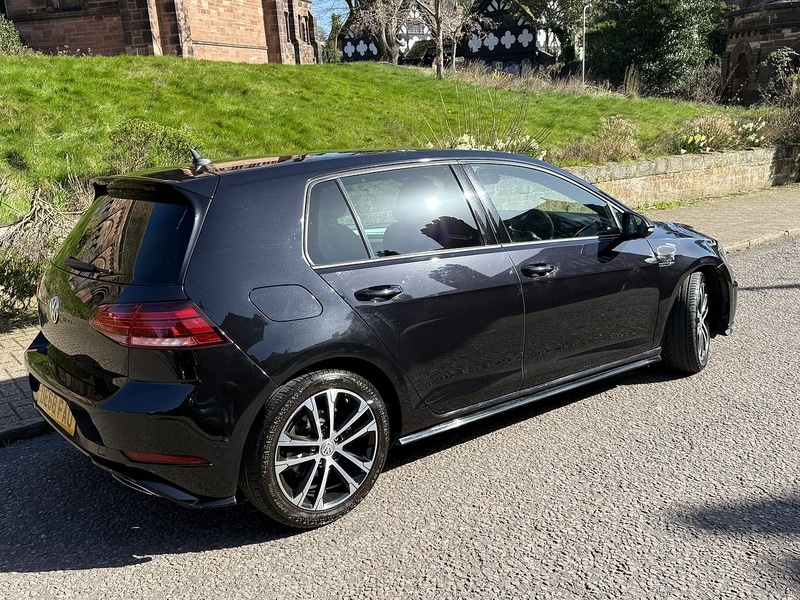 Used Volkswagen Golf 2018 for sale - 78134750: Photo 12