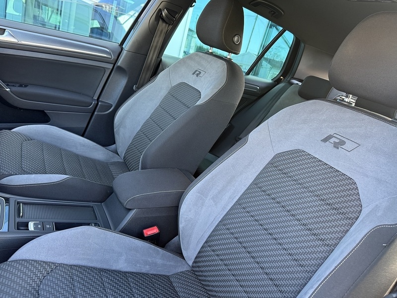 Used Volkswagen Golf 2018 for sale - 78134750: Photo 2