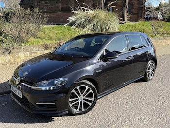 Used Volkswagen Golf 2018 for sale - 78134750: Photo